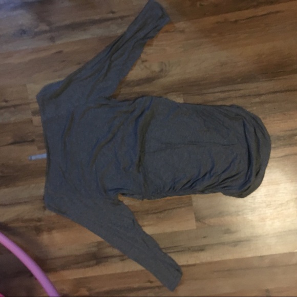 Thyme Maternity Nursing Shirt - Picture 7 of 7